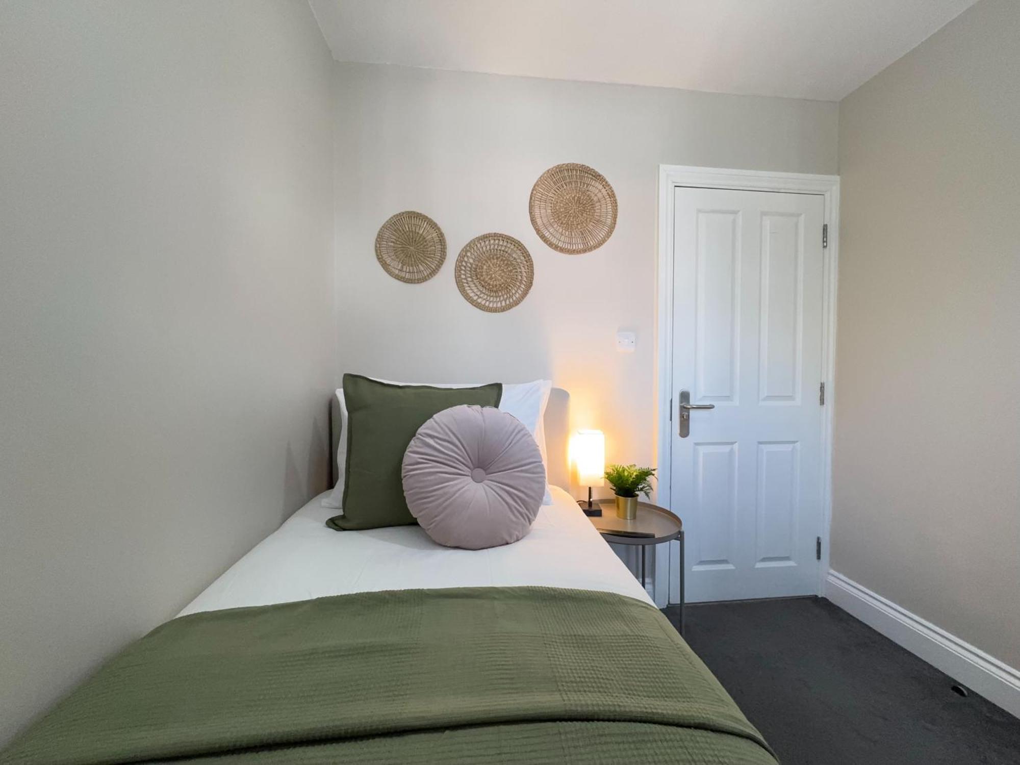 Appartamento Splendid 2bed For Family 30mi To Ldn Londra