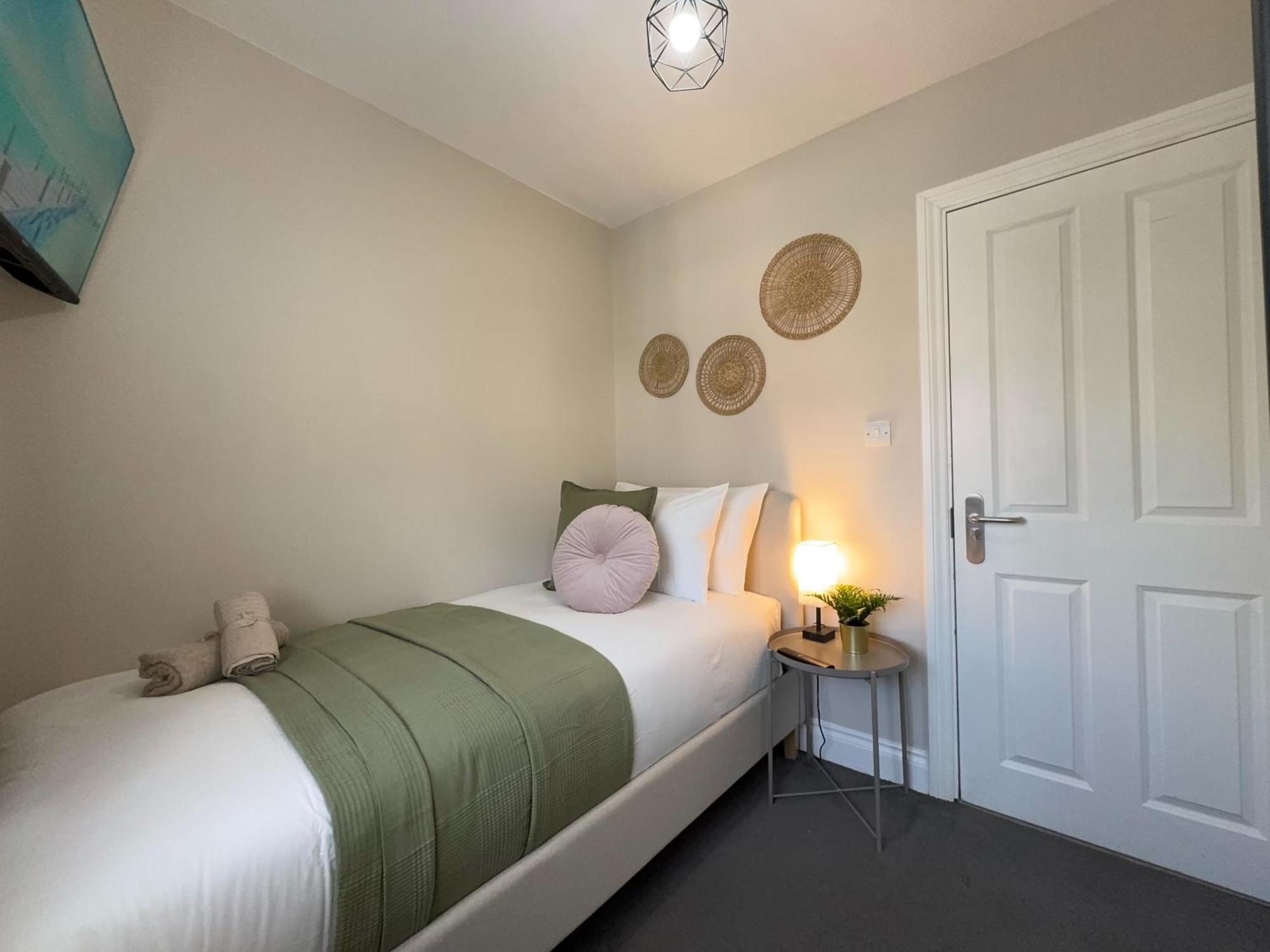 Splendid 2bed For Family 30mi To Ldn Appartamento Londra