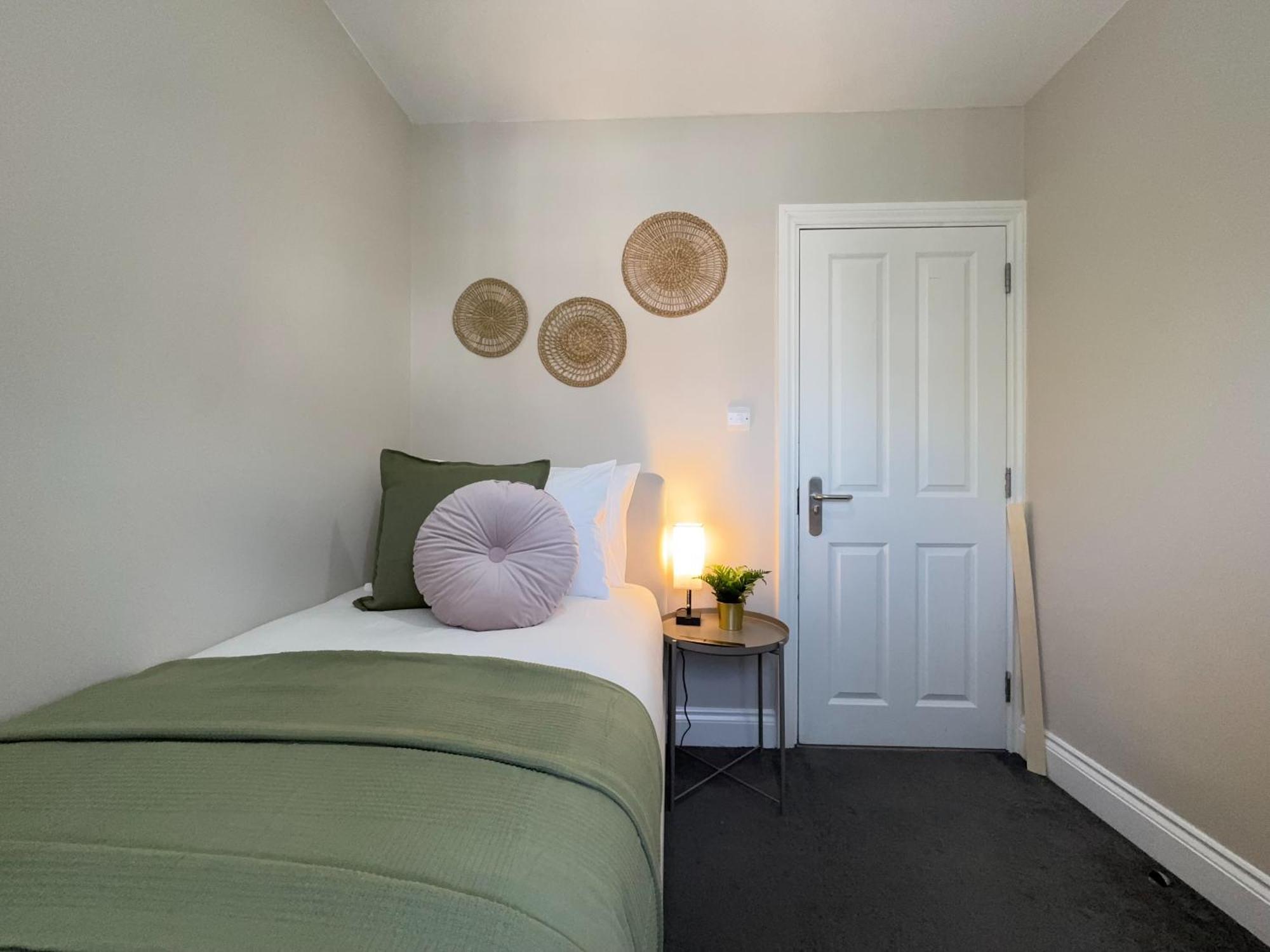 Splendid 2bed For Family 30mi To Ldn Londra