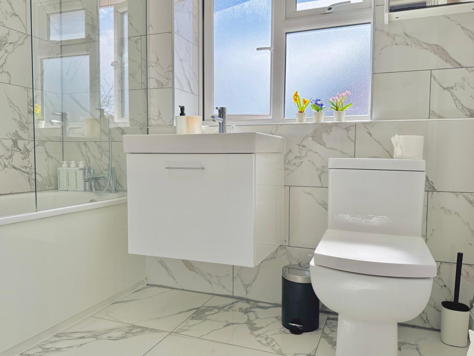 Splendid 2bed For Family 30mi To Ldn Appartamento